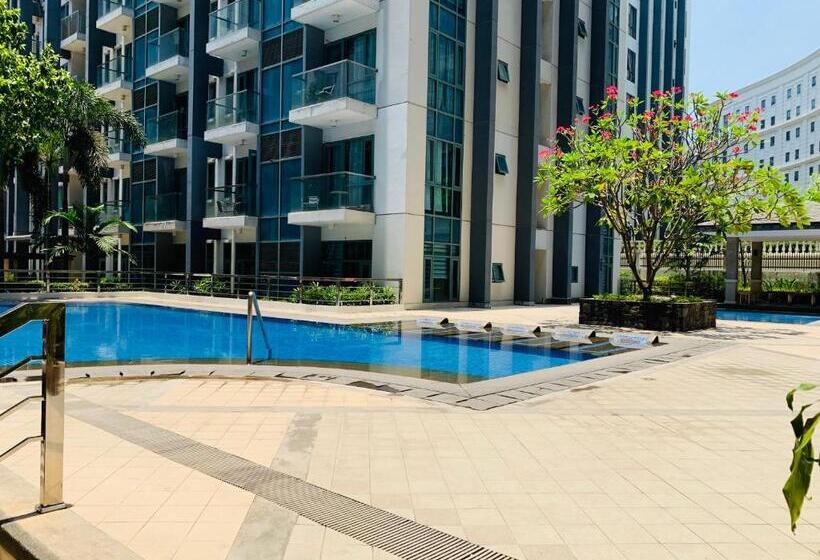 Standard-studio Parveke, Studio 1st Fl With Balcony Across Terminal 3 Airport