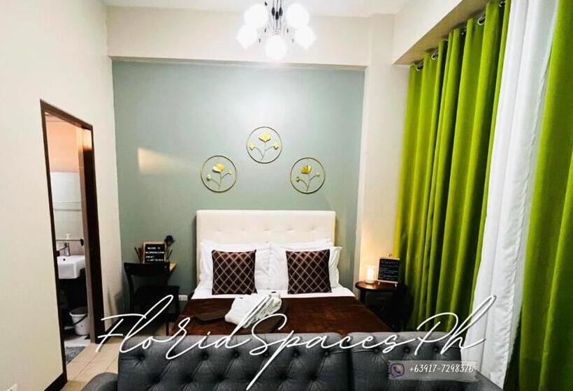 Standard-studio Parveke, Studio 1st Fl With Balcony Across Terminal 3 Airport