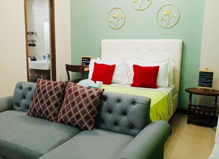 Standard-studio Parveke, Studio 1st Fl With Balcony Across Terminal 3 Airport