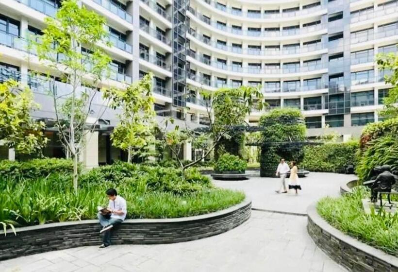 Standard Studio, Bayhomes Gramercy Seviced Residences