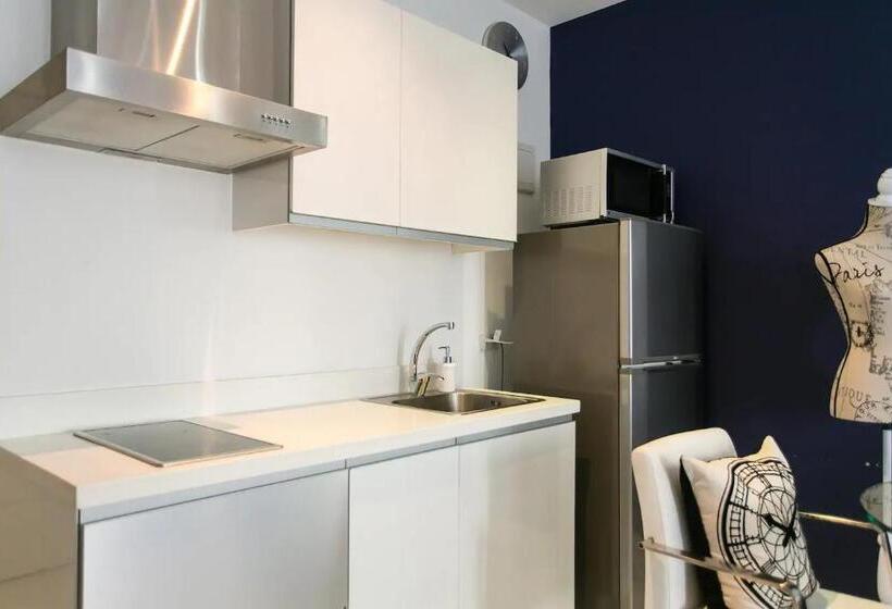 Standard Studio, Bayhomes Gramercy Seviced Residences