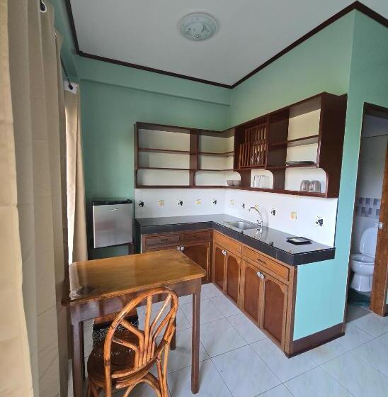 Номер Стандарт Трехместный, Nober Pension House City Center