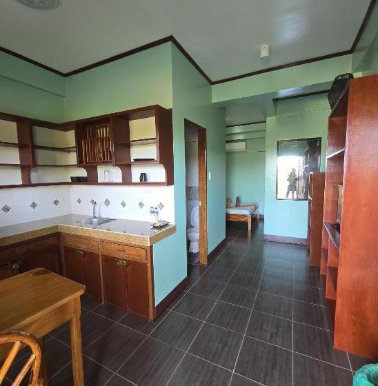 اتاق استاندارد سه نفره, Nober Pension House City Center