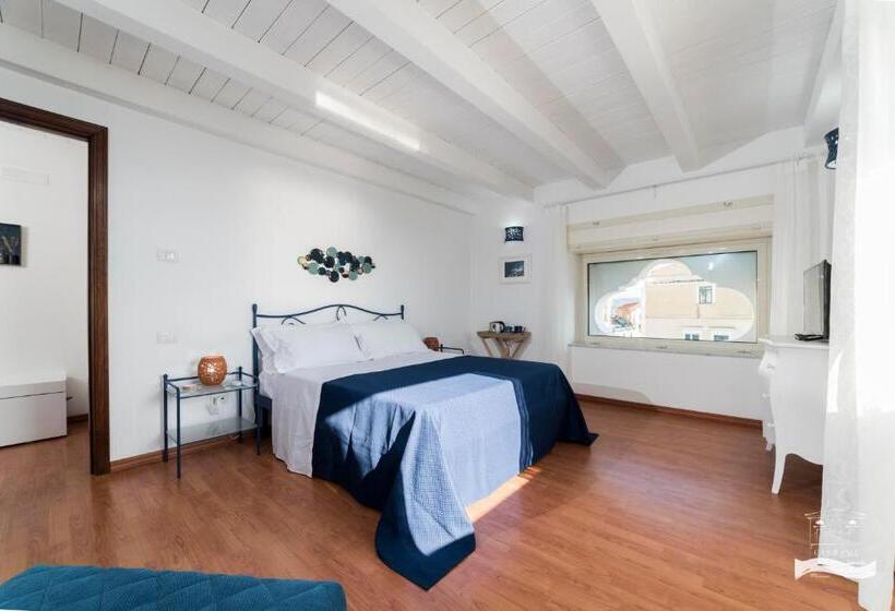 اتاق لوکس با چشم‌انداز دریا, Palazzo Carrano Vietri Sul Mare