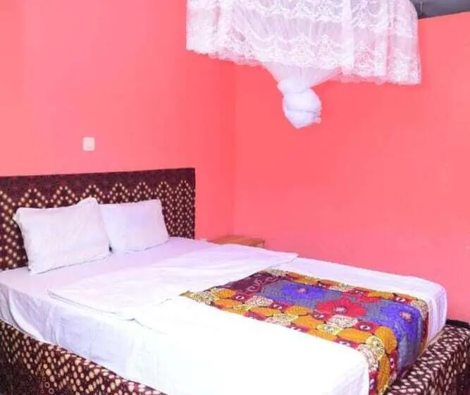 اتاق استاندارد, Muhabura Mountain Lodge