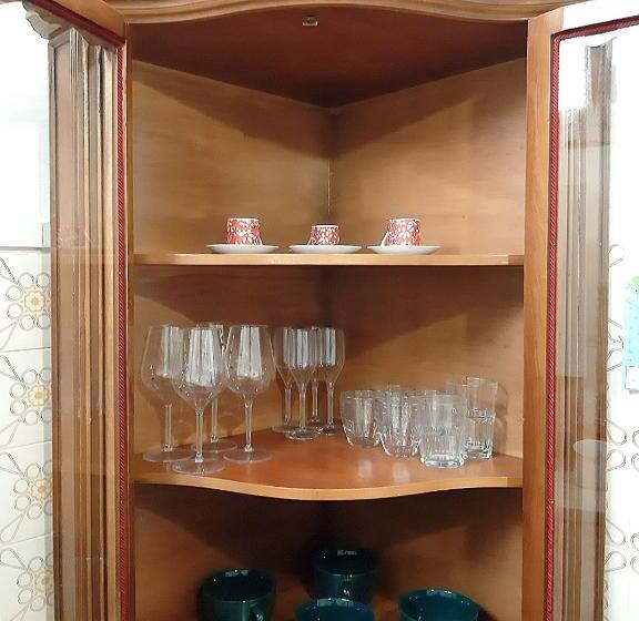 سوییت خانوادگی, The Terrace