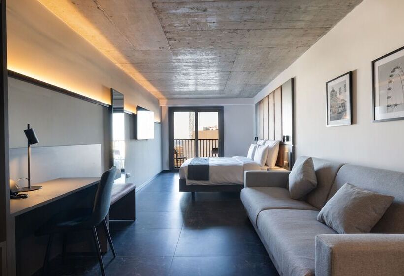 اتاق اجرایی, The Londoner Hotel St. Julian S