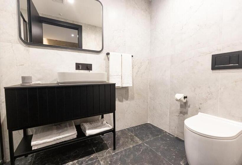 اتاق استاندارد, The Londoner Hotel St. Julian S