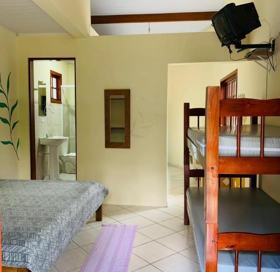 آپارتمان 1 خوابه با بالکن, Chalés Fernando