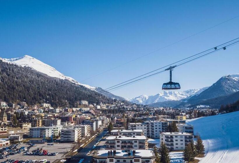 اتاق استاندارد چهارنفره با سرویس بهداشتی مشترک, Davoser Hüsli By Mountain Hotels