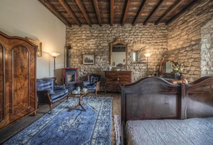 スイート, Tenuta Castel Dell'aquila