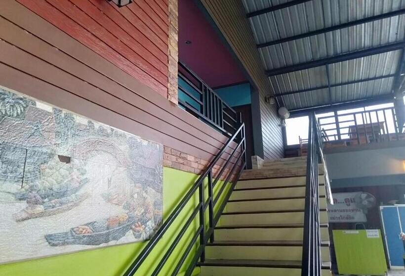 豪华套房, Kruachokhai Hotel & Resort