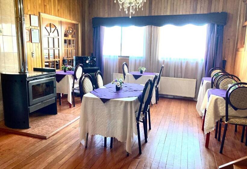 Номер Стандарт Индивидуальный Совместная Ванная, Hostal Maria