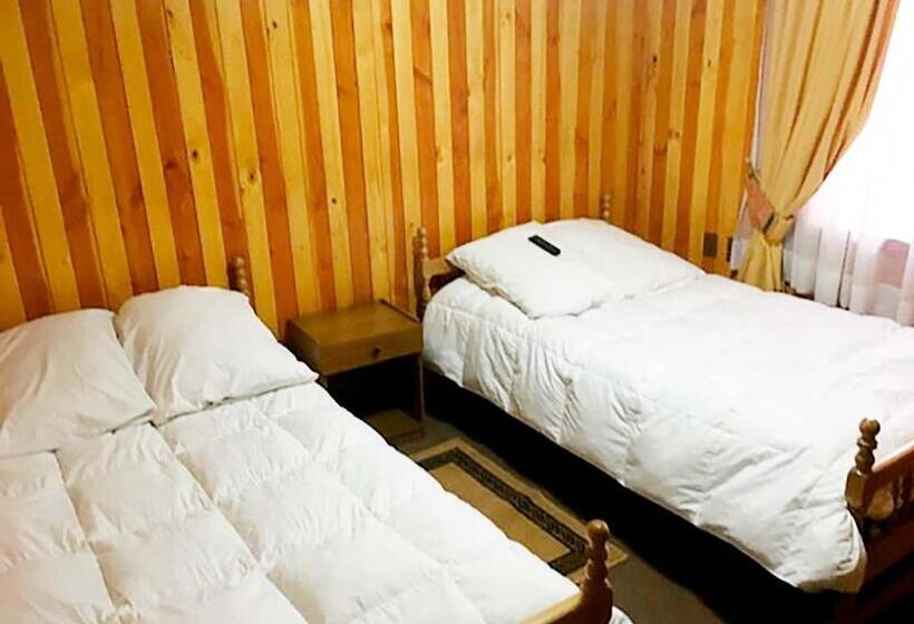 Номер Стандарт Совместная Ванная, Hostal Maria