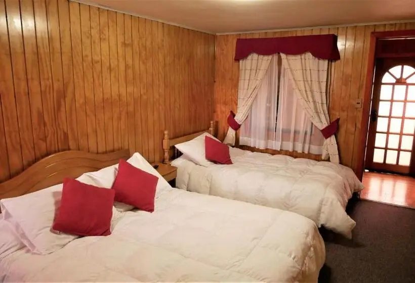 3-Bett-Standardzimmer, Hostal Maria