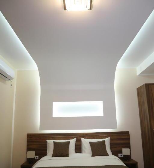 اتاق لوکس, Poseidon Centar