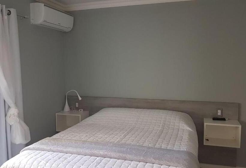 جناح مطلّ علي حمام السباحة, Casa De Oliveira Pousada