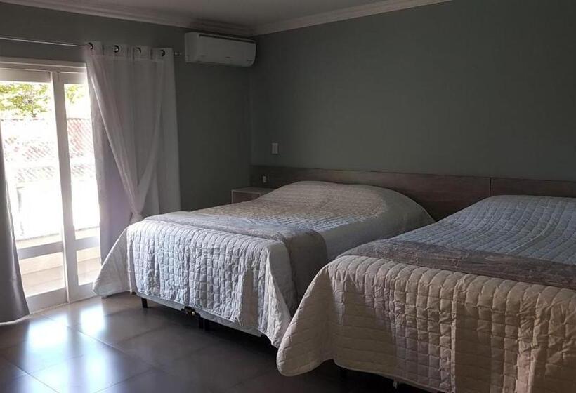 غرفة عائلية, Casa De Oliveira Pousada