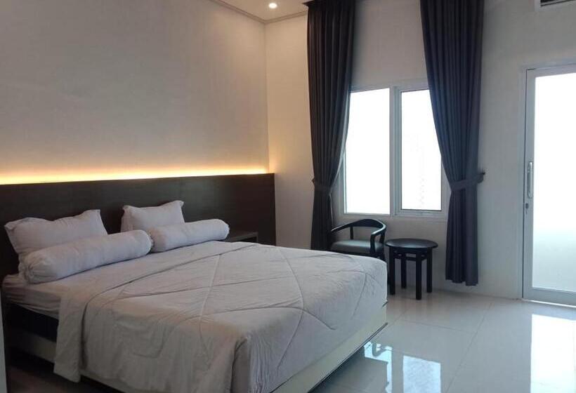 Номер Deluxe, Genio Syariah Hotel Solo