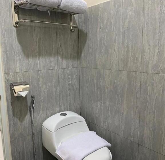 غرفة ديلوكس, Genio Syariah Hotel Solo