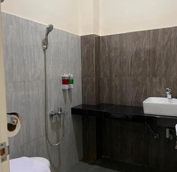 غرفة ديلوكس, Genio Syariah Hotel Solo