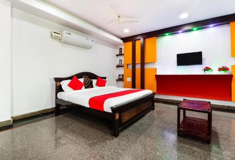 غرفة كلاسيكية ثلاثية, Collection O 67511 Golden Park