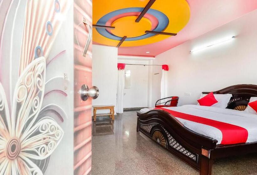 غرفة كلاسيكية ثلاثية, Collection O 67511 Golden Park