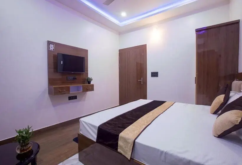 Chambre Deluxe King Size, Madhav Residency