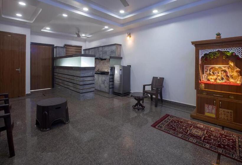 Apartament 3 Dormitoris, Madhav Residency