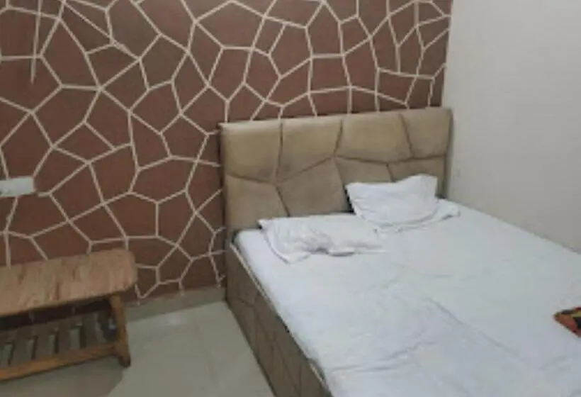 Standard-huone, Rajawat , Madhya Pradesh