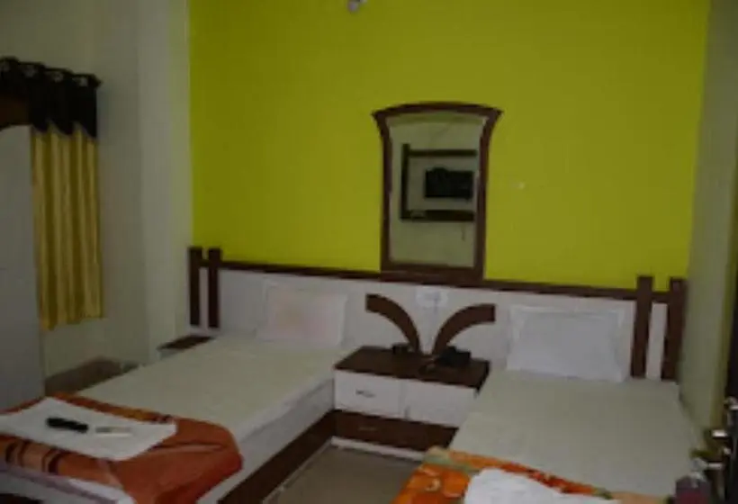 Standard-huone, Rajawat , Madhya Pradesh