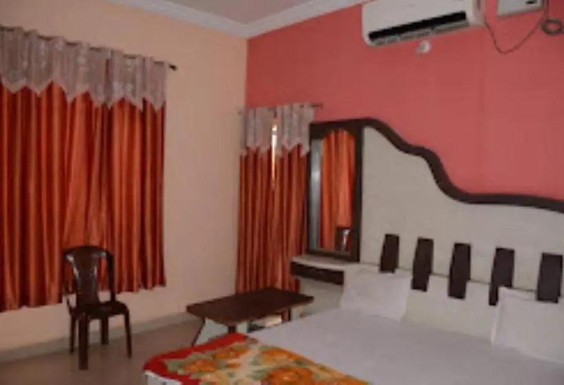 Standard-huone, Rajawat , Madhya Pradesh