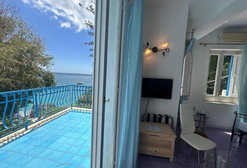 エコノミートリプルルーム, Rada Azzurra