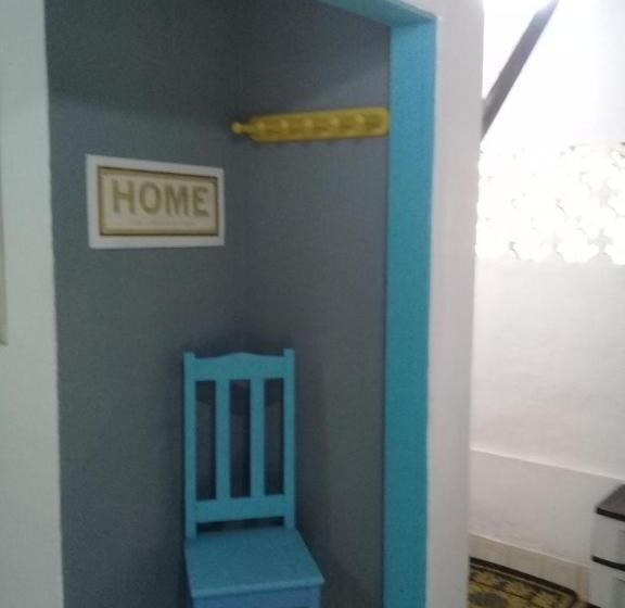 Quarto Deluxe, Republica Nossa Casa