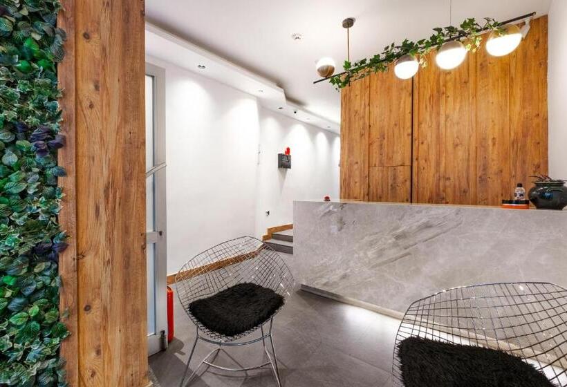 استودیوی استاندارد, Fail