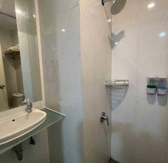 غرفة سوبيريور, Praya Room