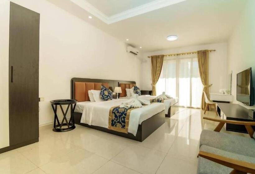 חדר סטנדרט עם מרפסת, 麓薇娅酒店