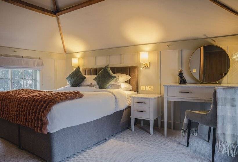 Номер Deluxe, The Crown Inn At Burnham Beeches