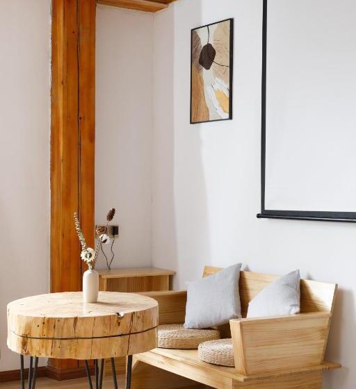 اتاق لوکس, Shangri La Jiangyue Beiting Boutique Homestay