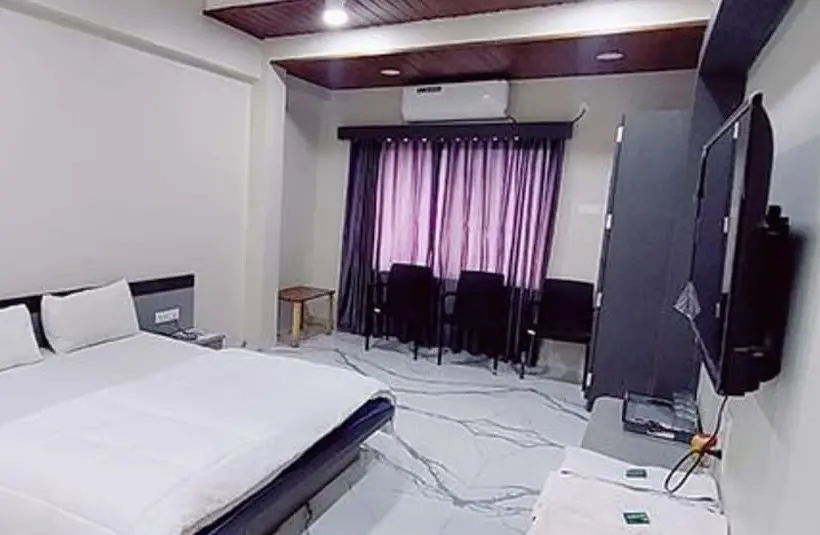Deluxe-huone, Fabhotel Priya Lodging