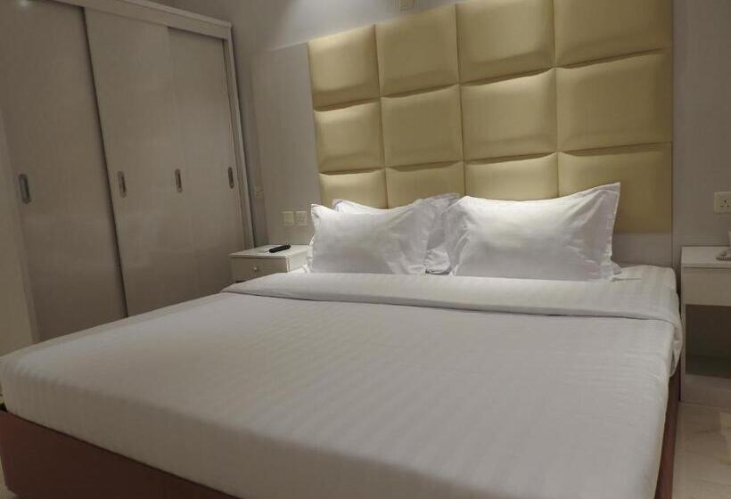 스탠다드 룸 킹사이즈 침대, نيو العرين بارك أبها