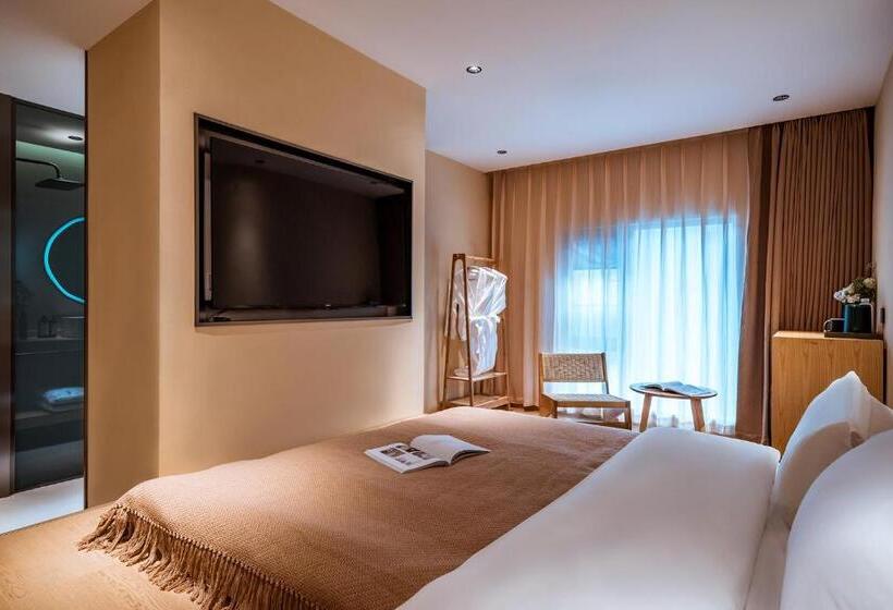 带特大床的标准间, Qingdu   Liyuan