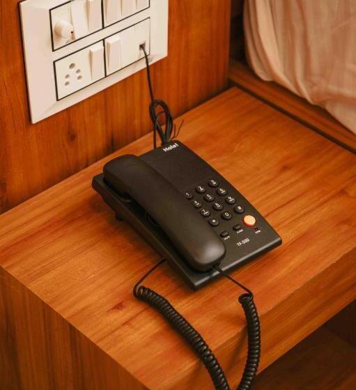 Номер Deluxe Кровать Кинг, Crown