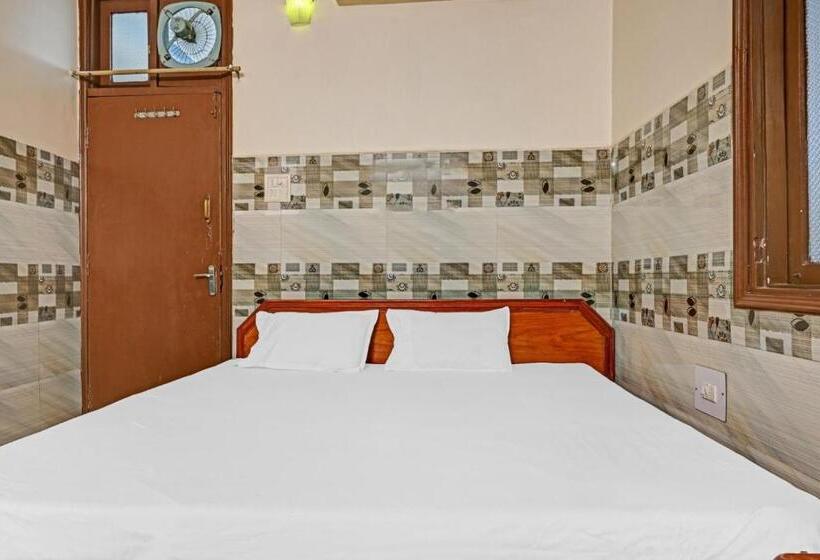 디럭스 룸, Evergreen Residency , Bhopal