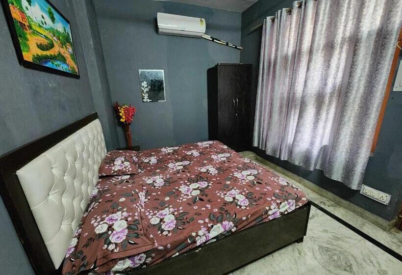 Трехместный Номер Классика, Oyo Shree Hari Guest House