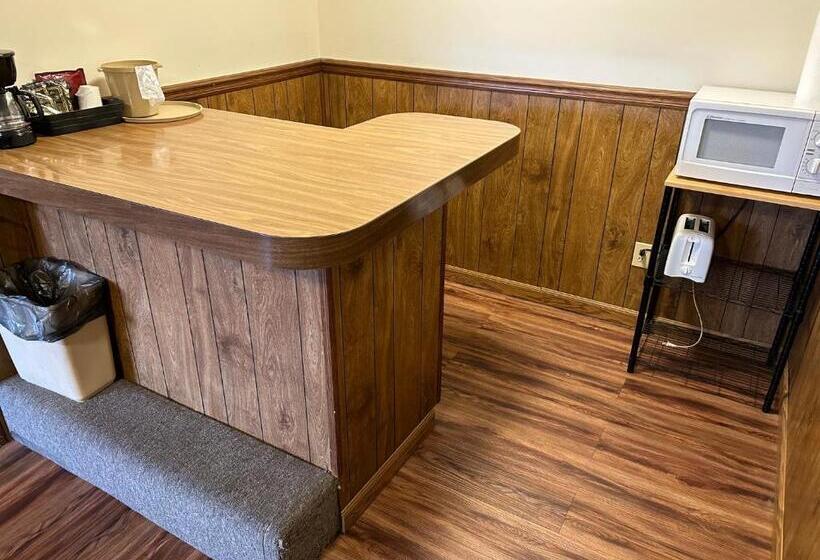 جناح سرير كينج, Valley Inn And Suites