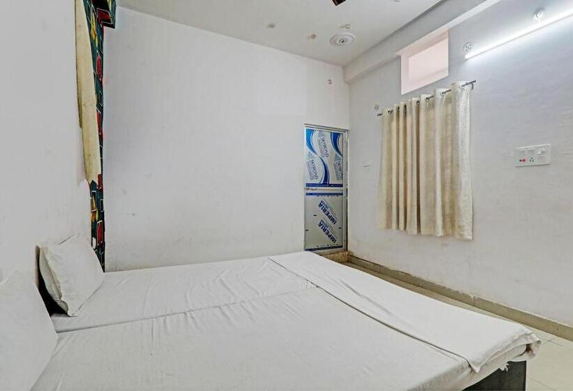 Трехместный Номер Классика, Oyo Hotel Surya Palace