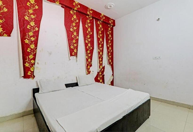 三人经典房间, Oyo Hotel Surya Palace