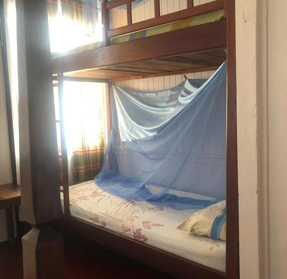 اتاق استاندارد چهار تخته, Pied A Terre