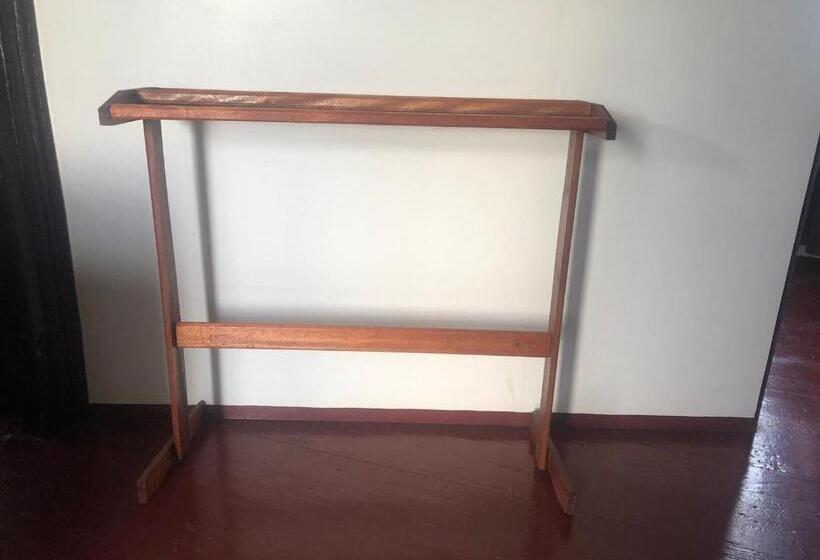 Quarto Standard Casa de Banho Partilhada, Pied A Terre